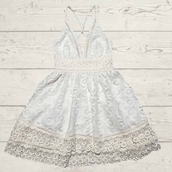 Lovers+Friends Moondance Dress in Ivory - Picture 2 of 9